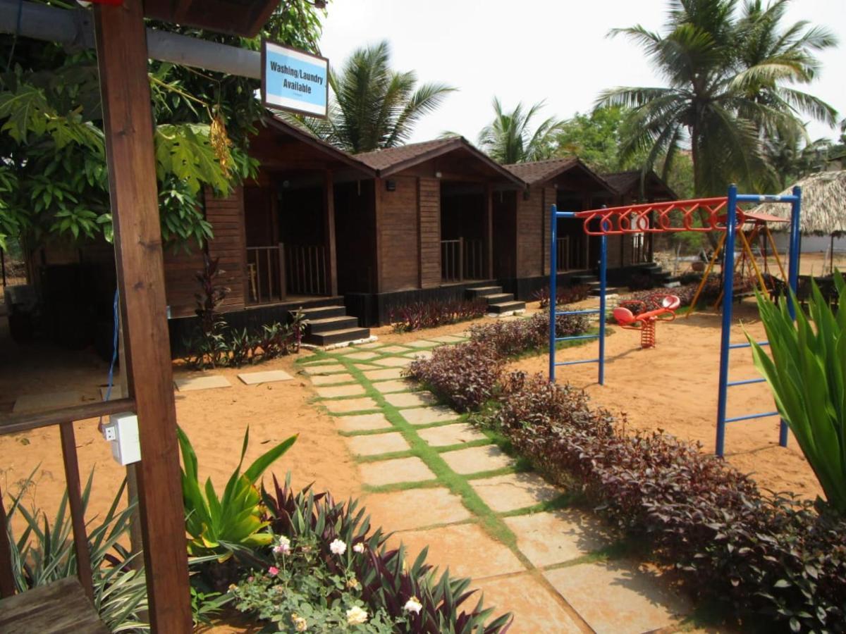 Beach Cottages - Pousada Donaciana Baga Exterior foto